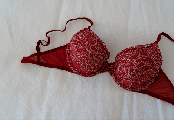 The Not-Intimidating, Fun & Easy Guide to Buying Lingerie